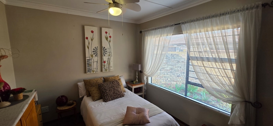 3 Bedroom Property for Sale in Grimbeeck Park North West